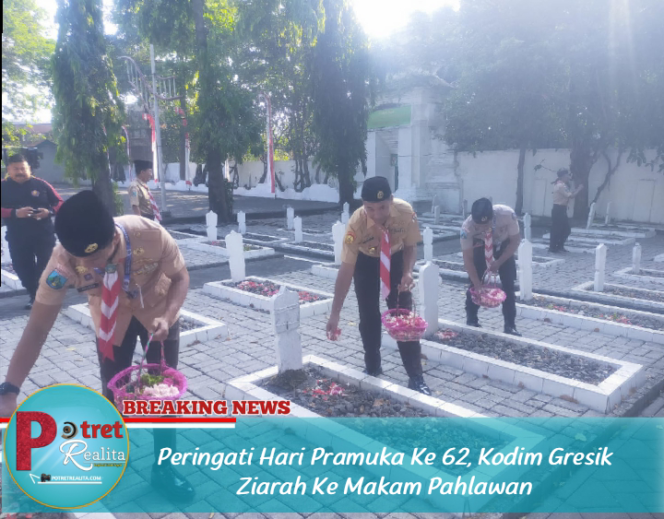 
 Peringati Hari Pramuka Ke 62, Kodim Gresik Ziarah Ke Makam Pahlawan