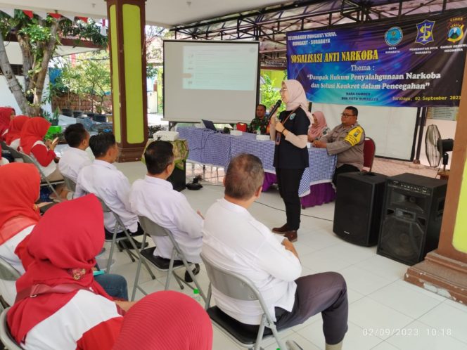 
 Kelurahan Rungkut Kidul Gandeng Yayasan GSI & BNNK Surabaya Sosialisasikan P4GN