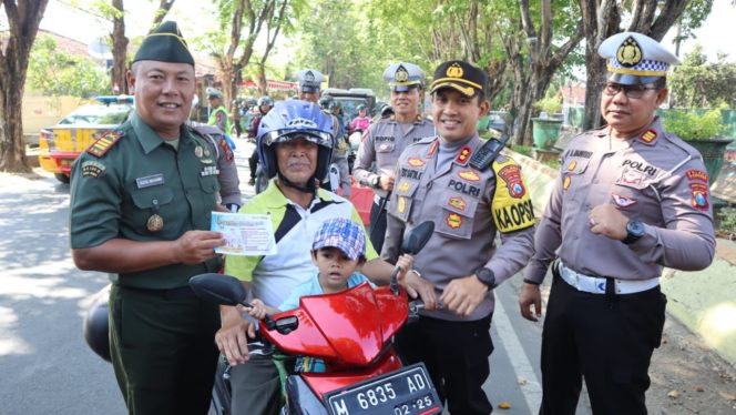 
 Apel Gelar Pasukan Operasi Zebra Semeru 2023, Kapolres Sumenep Himbau Masyarakat Tertib Berlalulintas