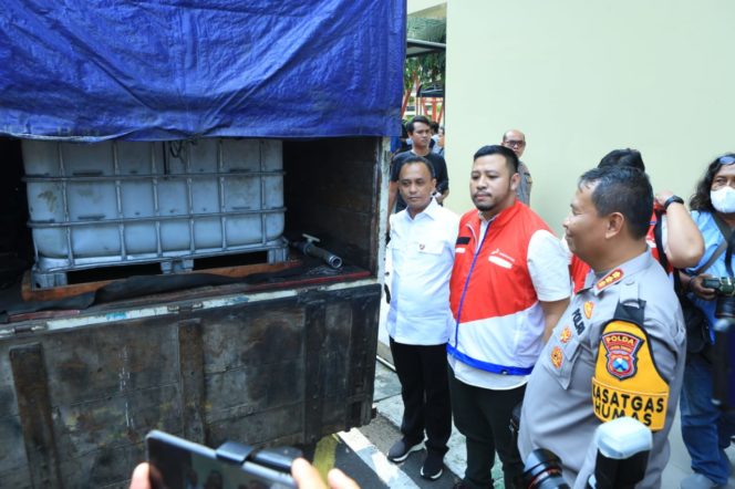 
 Polda Jatim Berhasil Amankan Pelaku Penyalahgunaan BBM Bersubsidi Jenis Solar