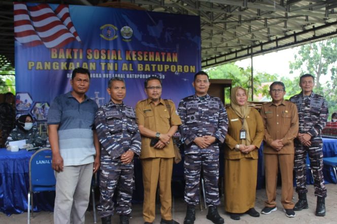 
 Wujud Kepedulian dan Rasa Kemanusiaan Antar Sesama Lanal Batuporon Gelar Bakti Sosial