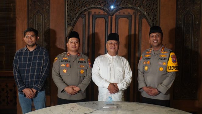 
 Pengasuh Ponpes Modern Al Amanah Apresiasi Upaya Polresta Sidoarjo Jaga Kamtibmas