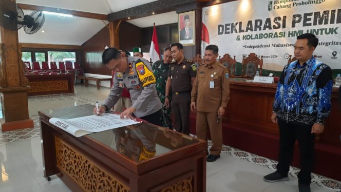 
 Polres Probolinggo Dukung Deklarasi Pemilu Damai yang Digelar HMI