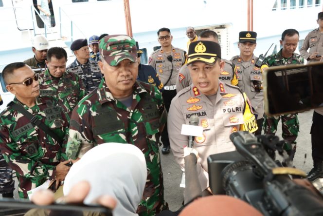 
 Polres Gresik Libatkan Tim Trauma Healing untuk Korban Gempa di Pulau Bawean