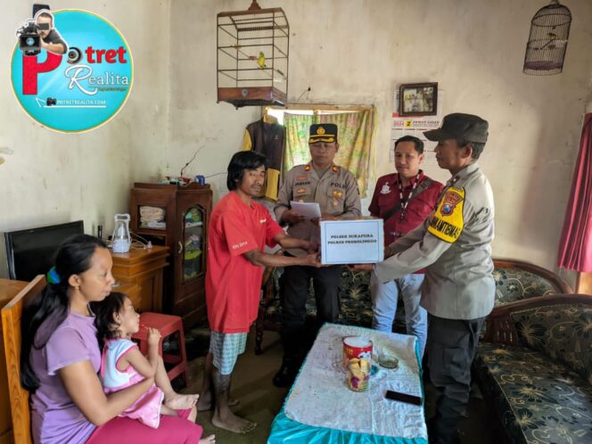 
 Peduli Disabilitas, Polres Probolinggo Berikan Tali Asih Kepada Anak Berkebutuhan Khusus