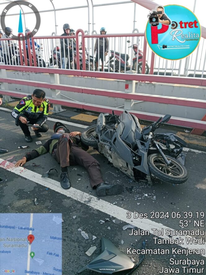 
 Naas Pengendara Sepeda Motor Nabrak Belakang Truk Saat Melintasi Di Jalur Mobil Dijembatan Suramadu