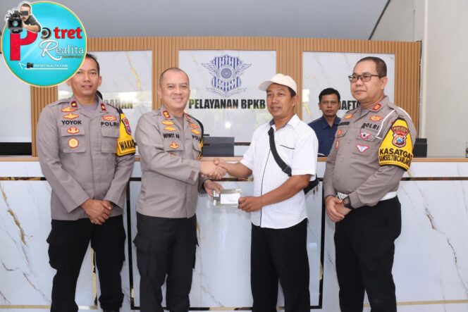 
 Kapolres Blitar Resmikan Ruang Pelayanan BPKB, Wujudkan Layanan Prima untuk Masyarakat