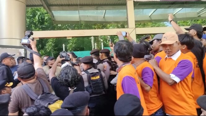 
 Hotel Grand Palace dalam Sengketa Hukum, Eksekusi dan Lelang Dipertanyakan