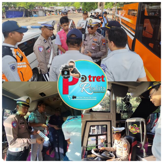 
 Tingkatkan Keselamatan Polres Gresik Bersama Jasa Raharja dan Dishub Gelar Ramp Check Bus Pariwisata