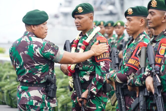 
 Sambut Satgas Yonif 503 Kembali Dari Papua
