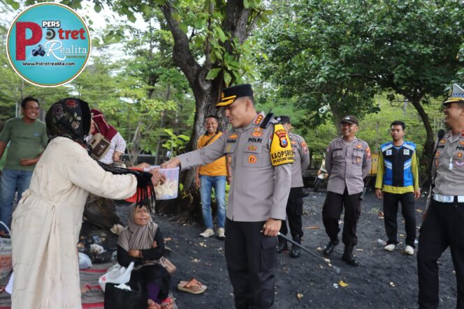 
 Libur Lebaran Kapolresta Banyuwangi Sebar Personel di Lokasi Wisata Jamin Keamanan