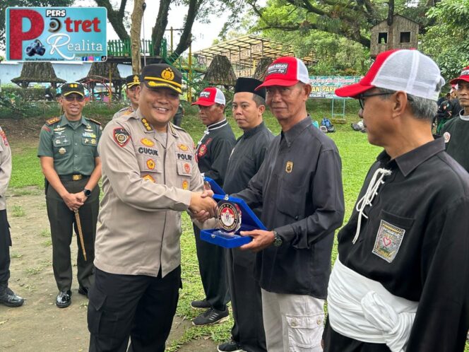 
 Gelar Psikoedukasi Polres Magetan Bersama SSDM Polri Rawat Persatuan Antar Perguruan Silat Jelang Suroan 2025