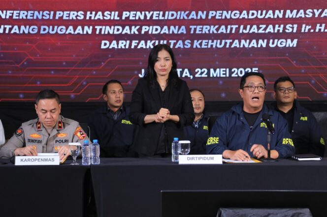 
 Polri Tegaskan Ijazah Jokowi Asli dan Sah, Tidak Ditemukan Unsur Pidana