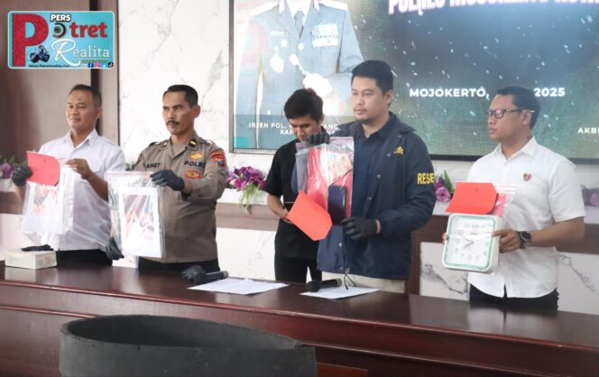 
 Polres Mojokerto Kota Bongkar 2 Arena Sabung Ayam Amankan 5 orang Diamankan