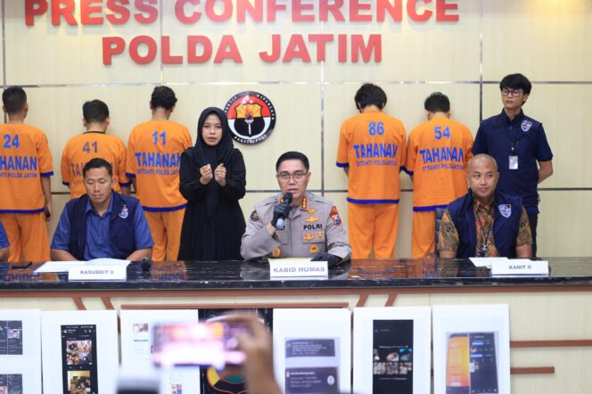 
 Polda Jatim Berhasil Ungkap Kasus Tindak Pidana ITE Pornografi Anak Motif Cemburu