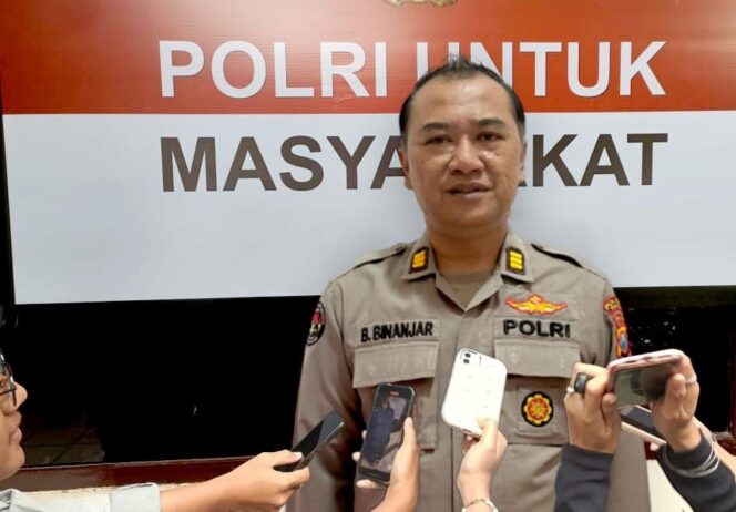 
 Polres Malang Ungkap Pengiriman Ganja dari Malaysia, Tersangka Ditangkap di Bali