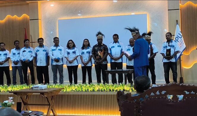 
 Dihadiri Senator Maya Rumantir, Ketum PPWI Lantik DPD PPWI Papua Barat Daya