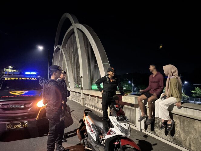 
 Polres Jember Tingkatkan Patroli Kamtibmas Jelang Malam 1 Suro