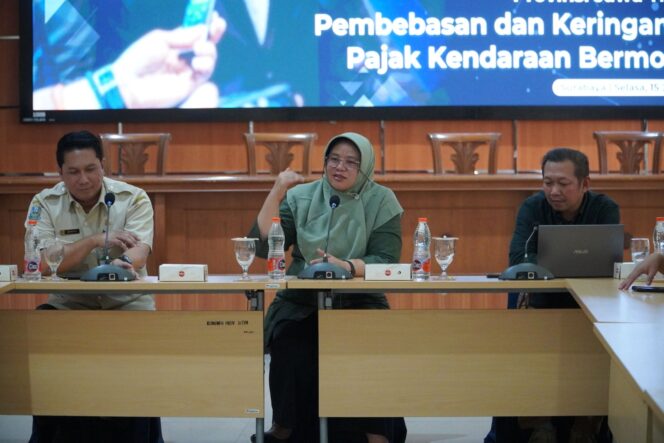 
 Dinas Kominfo Jatim Bantu Sukseskan Program Pemutihan Pajak Kendaraan Bermotor 2025