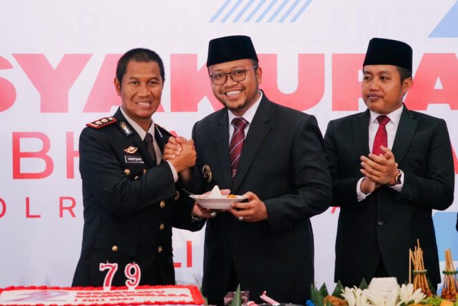 
 Wakil Bupati KH.Ahmad Mahfud Apresiasi Harmonisasi Polres Sampang