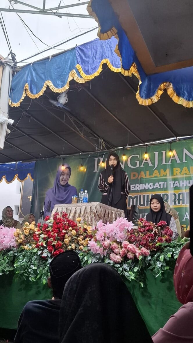 
 Memperingati 1 Muharram 1447 H, Warga Ngagik Juga Santunan Anak Yatim
