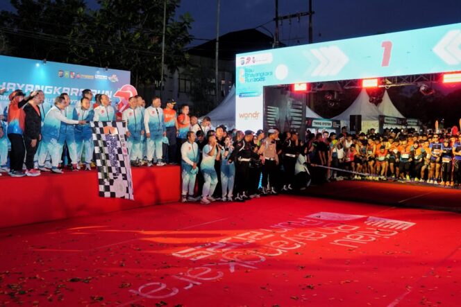 
 Kapolri Flag Off Riau Bhayangkara Run 2025