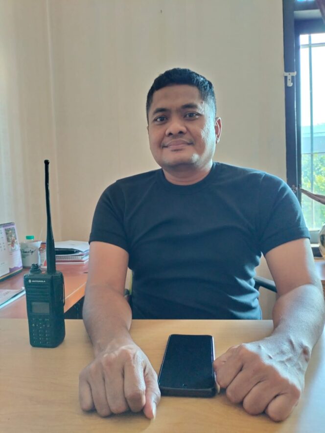 
 Kanit Reskrim Polsek Sukomanunggal Gulung Komplotan Gangster di Simogunung Barat