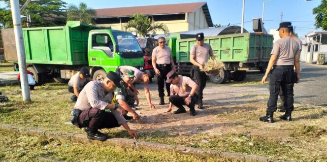 
 Sinergi Tiga Pilar, Polres Madiun Kota Kerja Bakti di Lokasi Dapur MBG Dukung Program Nasional