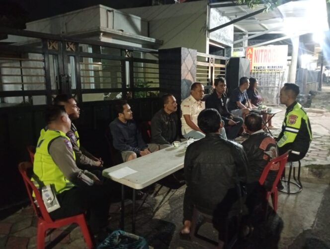 
 Polantas Menyapa : Polres Jember Ajak Komunitas Motor Jadi Pelopor Tertib Berlalu Lintas