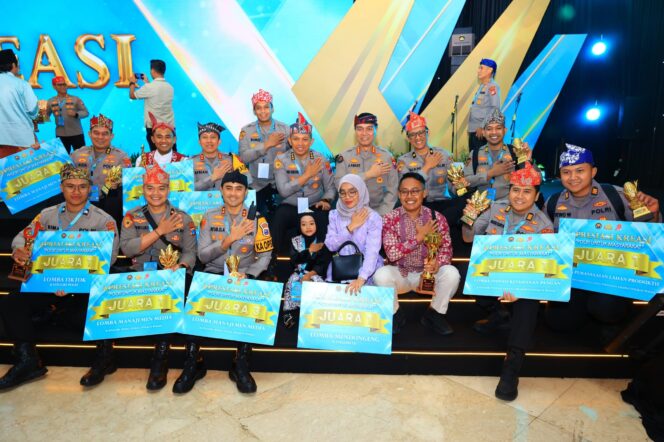 
 Borong Juara Polda Jatim Bersinar di Awarding Day Apresiasi Kreasi Polri