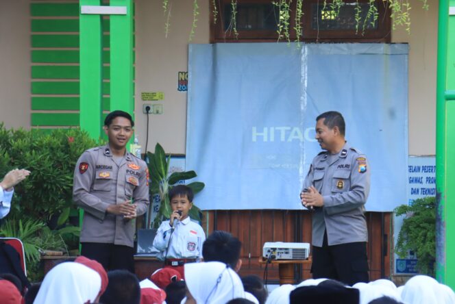 
 Antisipasi Bullying, Polres Probolinggo Kota Gelar Sosialisasi Perlindungan Anak di Sekolah