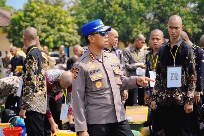 
 Langkah Awal Bhayangkara Muda: 247 Calon Siswa Bintara Polri Resmi Masuk SPN Polda Jatim