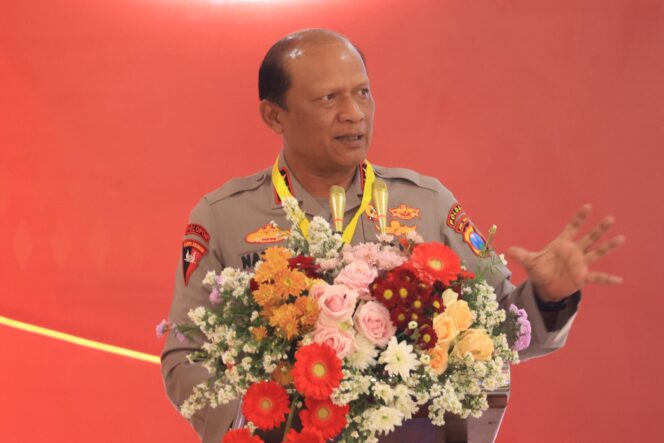 
 Anev Sitkamtibmas Semester I Tahun 2025, Kapolda Jatim Tekankan Keamanan sebagai Investasi Masa Depan