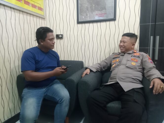 
 Klarifikasi Kapolsek Semampir AKP Herry Iswanto : Kami Tidak Pernah Memberikan Keterangan Kepada Rekan Media Tersebut
