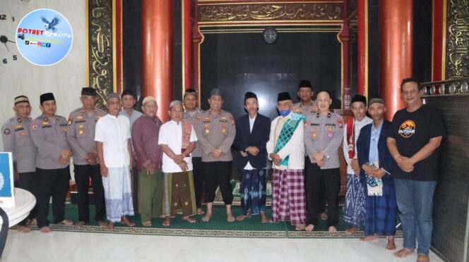 
 Subuh Berjamaah, Polres Nganjuk Gandeng Masyarakat Perkuat Kamtibmas Sukomoro