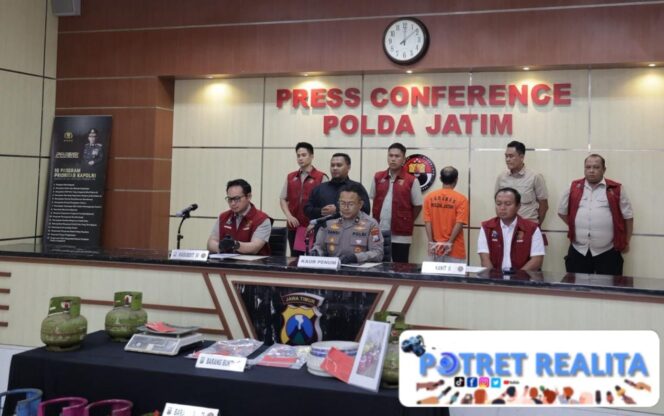 
 Polda Jatim Ungkap Penyalahgunaan LPG Subsidi di Malang, Tersangka Raup Untung Rp160 Juta Diamankan
