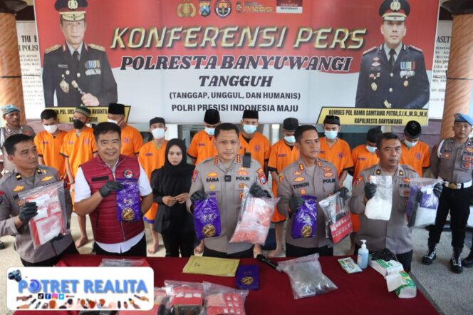 
 Polresta Banyuwangi Berhasil Ungkap Narkoba Selama Agustus 2025 Amankan 10 Tersangka Sita 4,4Kg Sabu dan Ribuan Butir Okerbaya