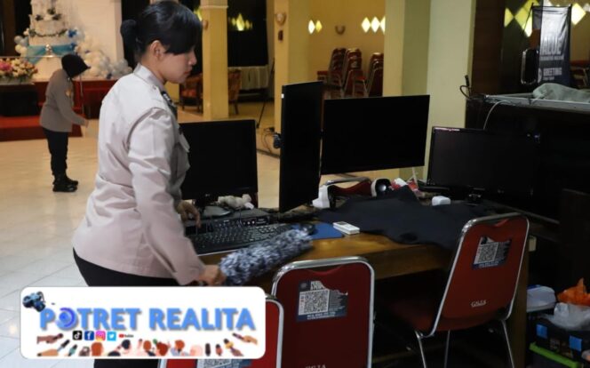 
 Sambut HUT ke-77, Polwan Polresta Malang Kota Gelar Bakti Religi di Sejumlah Tempat Ibadah