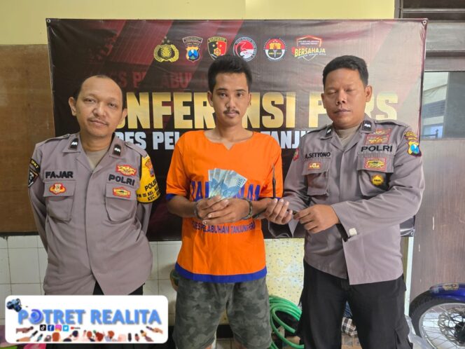 
 Aksi Terekam CCTV, Pencuri Motor di Tambak Deres Tak Berkutik Saat Ditangkap Polsek Kenjeran