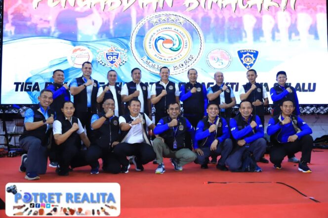 
 Bentuk Bakti 30 Akabri 95, Ratusan Bansos Diberikan Kepada Masyarakat