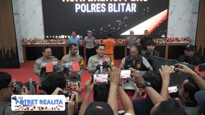 
 Polisi Amankan 41 Orang Pascakerusuhan di Gedung DPRD Kabupaten Blitar 12 Orang Ditetapkan Tersangka
