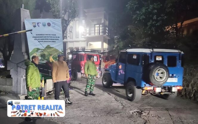 
 Polres Probolinggo Siagakan Personel Pengamanan di Gunung Bromo pada Libur Panjang Maulid Nabi