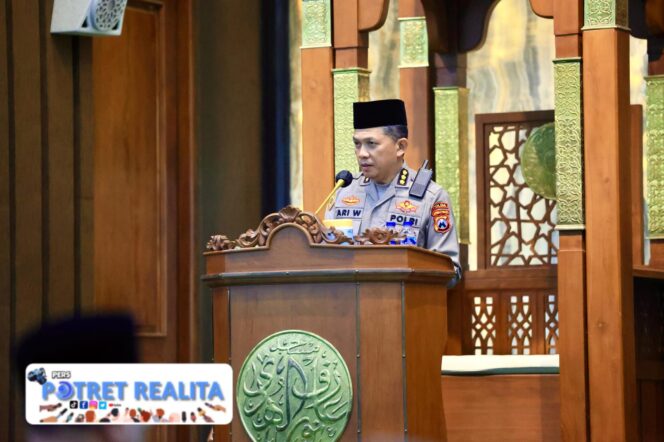 
 Polda Jatim Gelar Doa Bersama dan Peringatan Maulid Nabi Muhammad SAW 1447 H