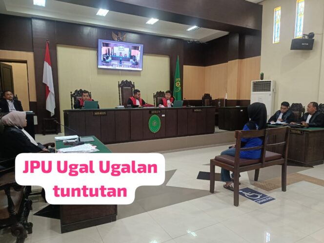 
 JPU Ugal Ugalan Terdakwa Samsiyah Dituntut 2 Tahun 10 Bulan Kasus Perdata Dipaksa Pidana