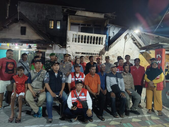 
 Kehadiran Tiga Pilar Mendapat Sambutan Hangat Dari Warga RW 2 Simolawang