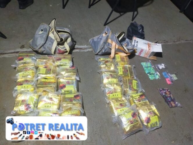 
 Polisi Gagalkan Peredaran Narkoba di Jakut