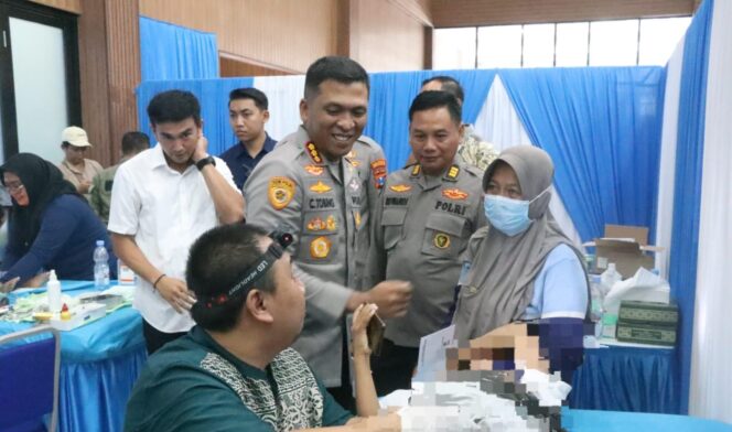 
 Polri Untuk Masyarakat: Polresta Sidoarjo Gelar Khitan Massal Gratis