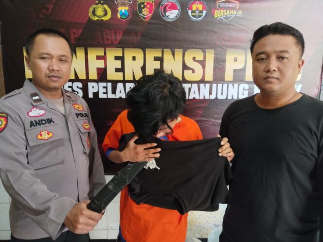 
 Tega Bacok Kakak Kandung, Pemuda Bulak Banteng Ditangkap Polisi Saat Tidur