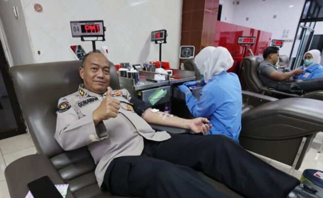 
 Peringati Hari Jadi Humas Polri ke -74 Polda Jatim Gelar Donor Darah