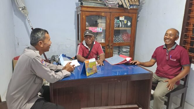 
 Sat Binmas Polres Jembrana Sambang Warga Tani Perkuat Sinergitas Jaga Stabilitas Kamtibmas